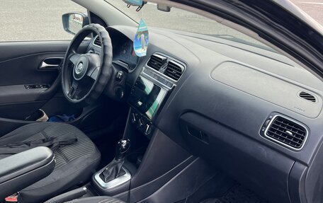 Volkswagen Polo VI (EU Market), 2011 год, 720 000 рублей, 15 фотография