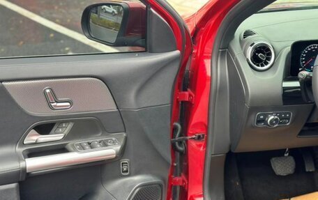 Mercedes-Benz GLA, 2021 год, 2 310 000 рублей, 10 фотография