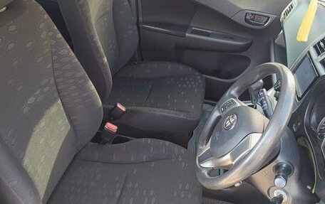 Toyota Ractis II, 2012 год, 960 000 рублей, 15 фотография