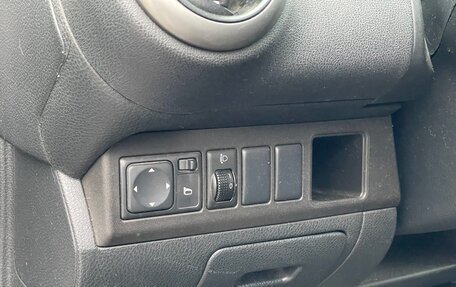 Nissan Note II рестайлинг, 2008 год, 430 000 рублей, 18 фотография