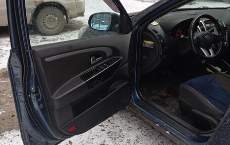 KIA cee'd I рестайлинг, 2011 год, 500 000 рублей, 8 фотография