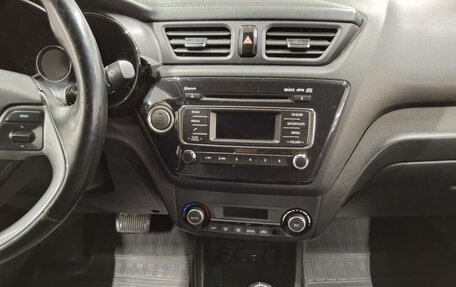 KIA Rio III рестайлинг, 2016 год, 909 000 рублей, 15 фотография