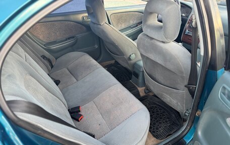 Toyota Avensis III рестайлинг, 1997 год, 249 000 рублей, 13 фотография