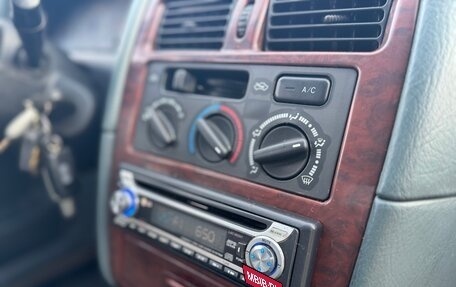 Toyota Avensis III рестайлинг, 1997 год, 249 000 рублей, 12 фотография