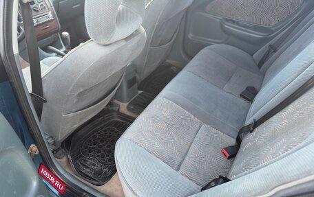 Toyota Avensis III рестайлинг, 1997 год, 249 000 рублей, 14 фотография