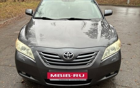 Toyota Camry, 2008 год, 1 150 000 рублей, 10 фотография