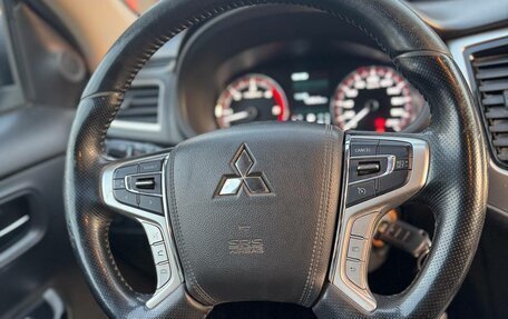 Mitsubishi L200 IV рестайлинг, 2020 год, 2 900 000 рублей, 8 фотография