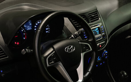 Hyundai Solaris II рестайлинг, 2016 год, 1 200 000 рублей, 10 фотография