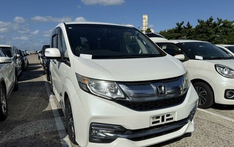 Honda Stepwgn IV, 2015 год, 1 739 000 рублей, 2 фотография