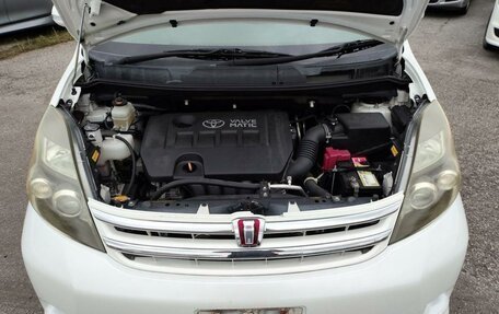 Toyota ISis I, 2010 год, 1 069 000 рублей, 5 фотография