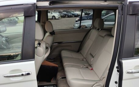 Toyota ISis I, 2010 год, 1 069 000 рублей, 17 фотография