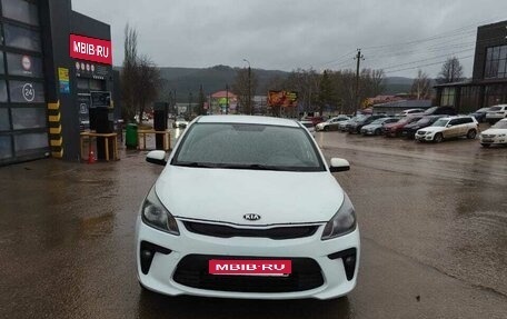 KIA Rio IV, 2018 год, 825 000 рублей, 1 фотография