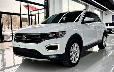 Volkswagen T-Roc I, 2022 год, 1 870 000 рублей, 1 фотография