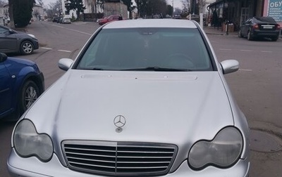 Mercedes-Benz C-Класс, 2002 год, 450 000 рублей, 1 фотография