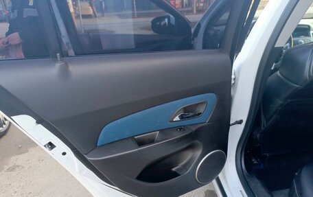 Chevrolet Cruze II, 2011 год, 560 000 рублей, 10 фотография