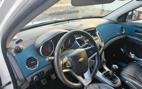 Chevrolet Cruze II, 2011 год, 560 000 рублей, 12 фотография