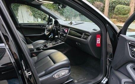 Porsche Macan I рестайлинг, 2022 год, 6 900 000 рублей, 8 фотография