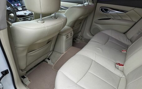 Infiniti Q70 I, 2015 год, 1 800 000 рублей, 10 фотография