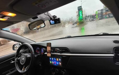 KIA Rio IV, 2018 год, 825 000 рублей, 4 фотография