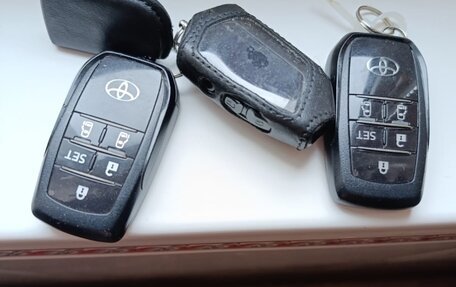 Toyota Sienta II, 2021 год, 1 729 000 рублей, 16 фотография