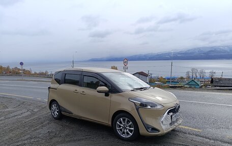 Toyota Sienta II, 2021 год, 1 729 000 рублей, 30 фотография