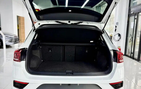 Volkswagen T-Roc I, 2022 год, 1 870 000 рублей, 6 фотография