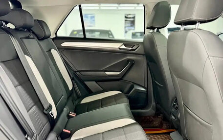 Volkswagen T-Roc I, 2022 год, 1 870 000 рублей, 14 фотография