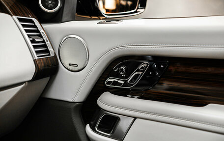 Land Rover Range Rover IV рестайлинг, 2021 год, 12 000 000 рублей, 15 фотография