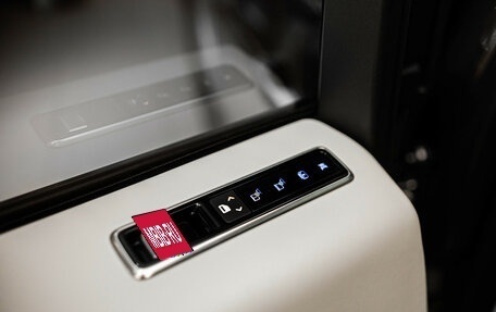 Land Rover Range Rover IV рестайлинг, 2021 год, 12 000 000 рублей, 19 фотография