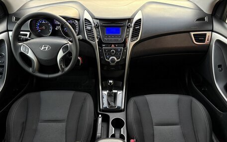 Hyundai i30 II рестайлинг, 2012 год, 990 000 рублей, 7 фотография