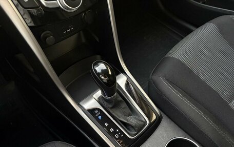 Hyundai i30 II рестайлинг, 2012 год, 990 000 рублей, 12 фотография