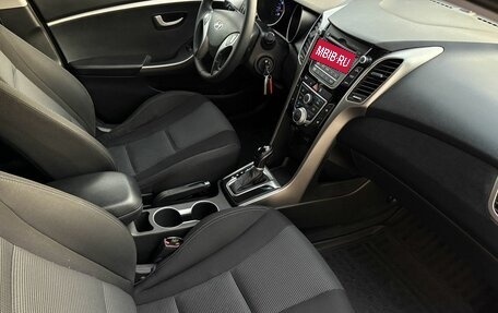 Hyundai i30 II рестайлинг, 2012 год, 990 000 рублей, 15 фотография