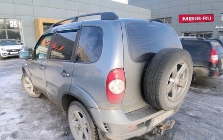 Chevrolet Niva I рестайлинг, 2013 год, 379 000 рублей, 2 фотография
