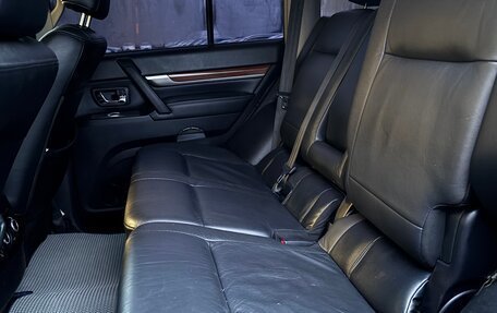 Mitsubishi Pajero IV, 2006 год, 1 060 000 рублей, 10 фотография