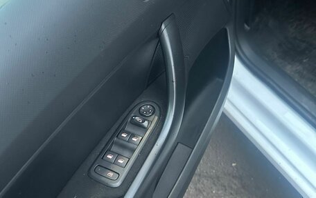 Peugeot 408 I рестайлинг, 2016 год, 900 000 рублей, 9 фотография