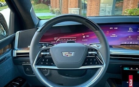 Cadillac Escalade V, 2025 год, 20 500 000 рублей, 21 фотография