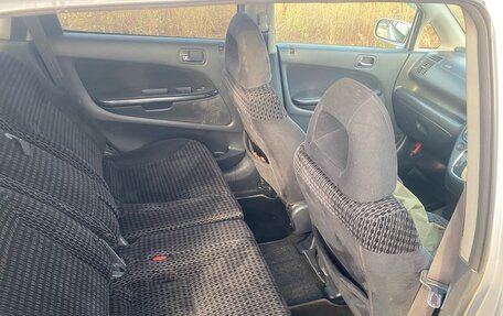 Honda Stream I рестайлинг, 2001 год, 375 000 рублей, 12 фотография