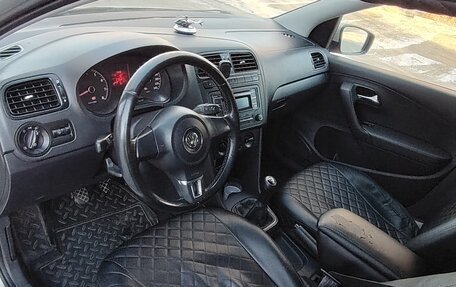 Volkswagen Polo VI (EU Market), 2011 год, 450 000 рублей, 8 фотография