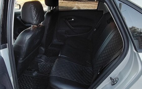 Volkswagen Polo VI (EU Market), 2011 год, 450 000 рублей, 7 фотография