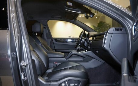 Porsche Cayenne III, 2019 год, 5 500 000 рублей, 28 фотография