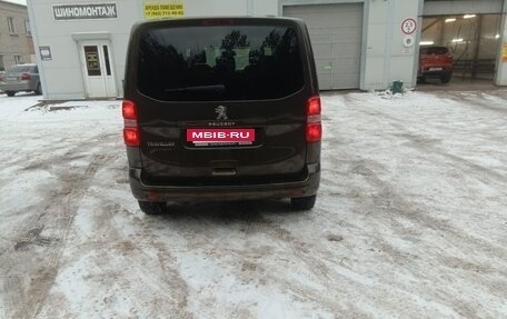 Peugeot Traveller I, 2018 год, 1 707 777 рублей, 3 фотография