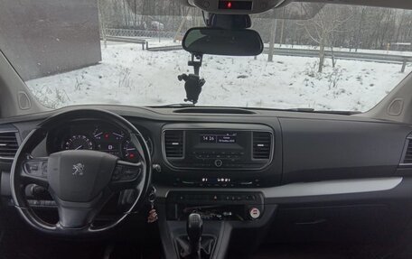 Peugeot Traveller I, 2018 год, 1 707 777 рублей, 14 фотография