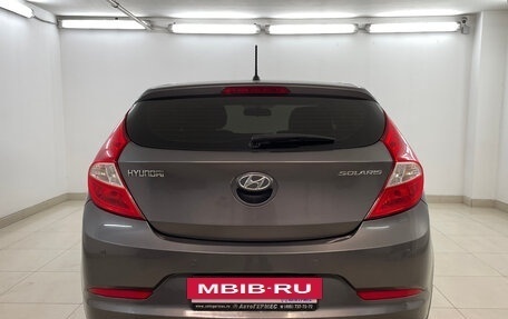 Hyundai Solaris II рестайлинг, 2015 год, 910 000 рублей, 3 фотография