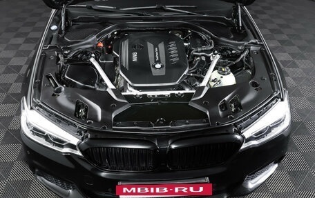 BMW 5 серия, 2019 год, 4 759 000 рублей, 9 фотография