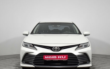 Toyota Camry, 2022 год, 2 600 000 рублей, 2 фотография