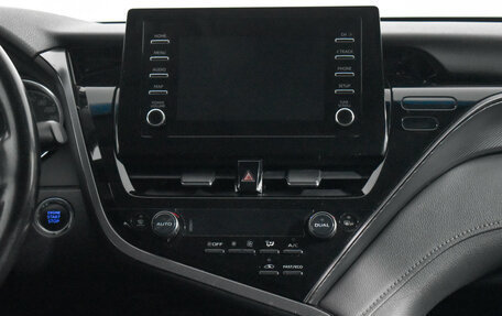 Toyota Camry, 2022 год, 2 600 000 рублей, 15 фотография