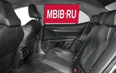 Toyota Camry, 2022 год, 2 600 000 рублей, 14 фотография