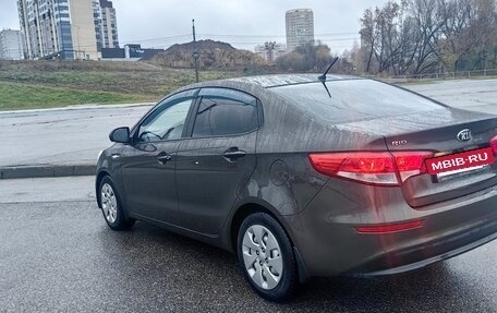 KIA Rio III рестайлинг, 2015 год, 4 фотография