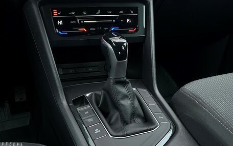 Volkswagen Tiguan II, 2021 год, 2 881 300 рублей, 16 фотография