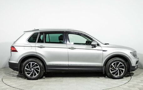 Volkswagen Tiguan II, 2018 год, 2 499 898 рублей, 4 фотография